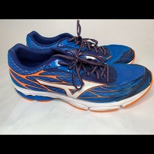 MIZUNO WAVE CATALYST MEN'S RUNNING SHOES SZ US 13